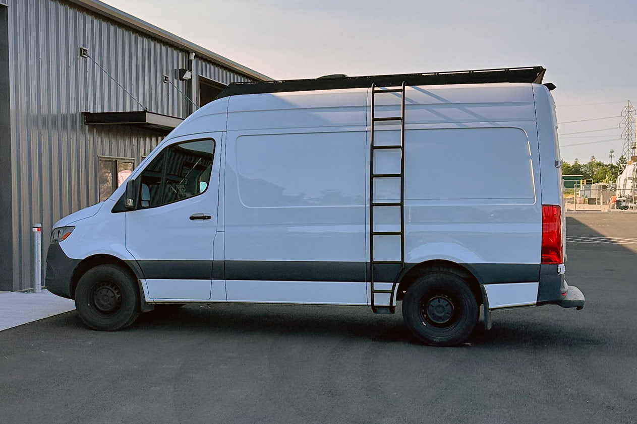 Base Roof Bundle (Roof Rack + Ladder)