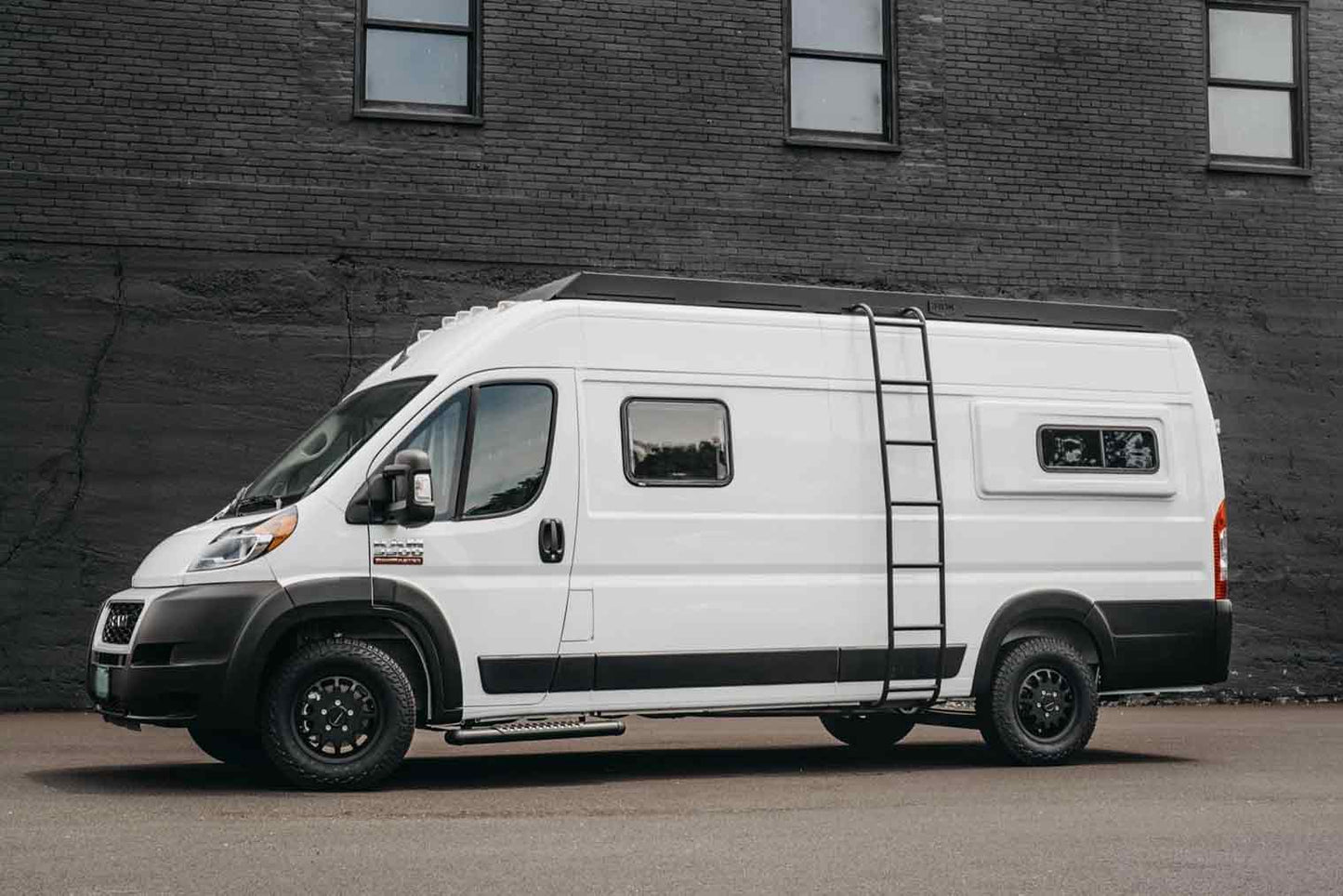 Base Roof Bundle (Roof Rack + Ladder)
