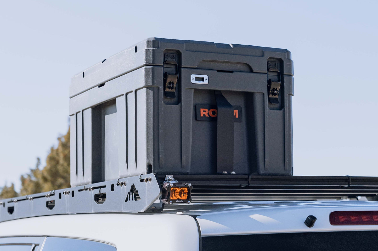 Roam 86L Rigid Mounts